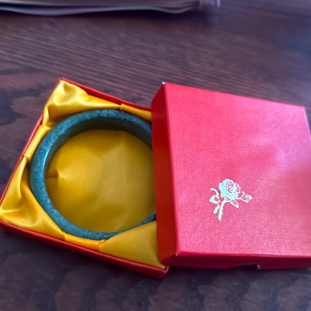 Jade Stone Marbled Bangle💚